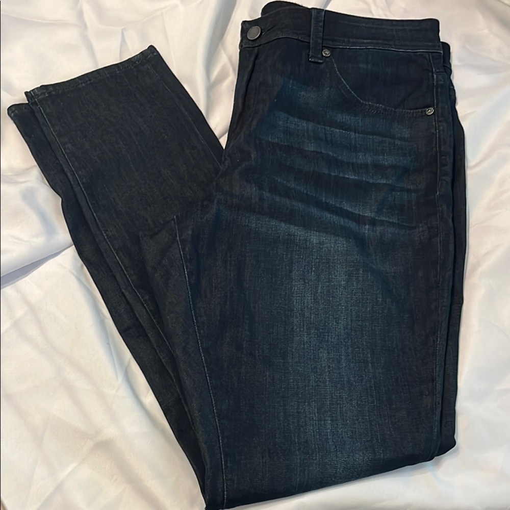 Buckle Black Brand Deep Indigo Jeans Mens 34 x 32 like New Skinny